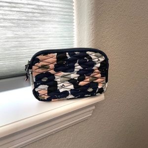 NWOT lug Coupe - Floral Multi